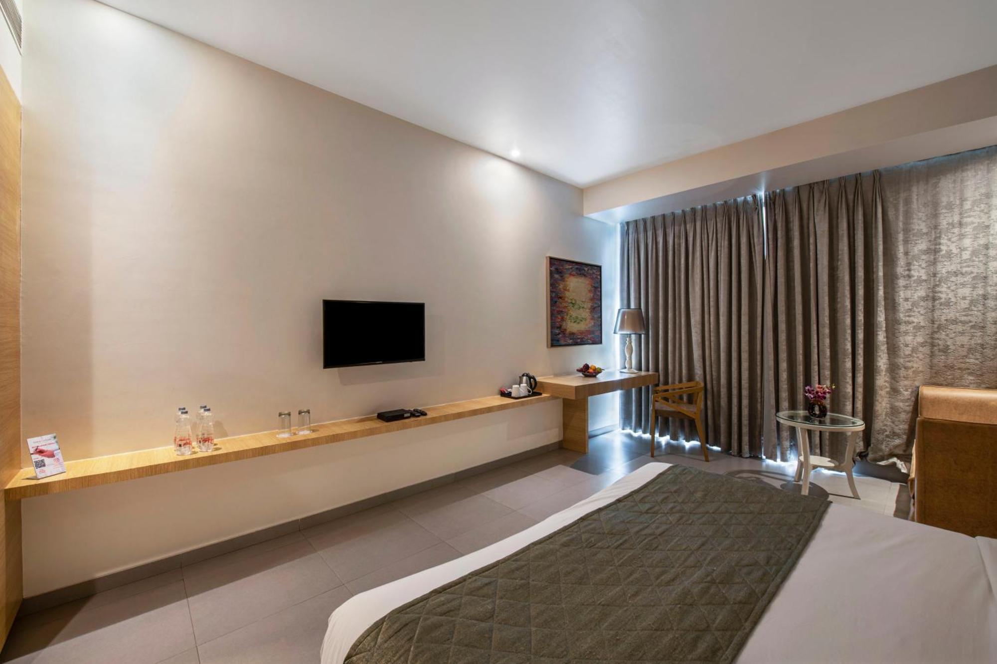 Hotel Satkar Grande Thane Εξωτερικό φωτογραφία
